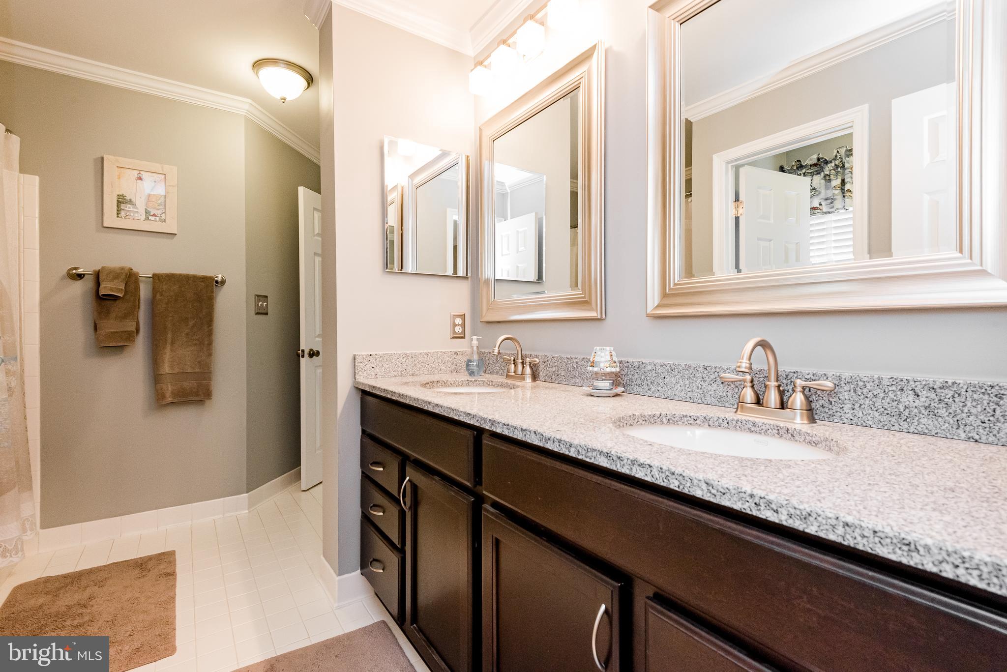 ASHBROOK - Residential