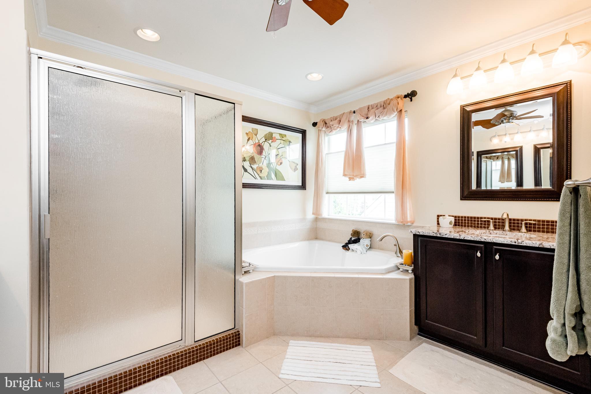 ASHBROOK - Residential