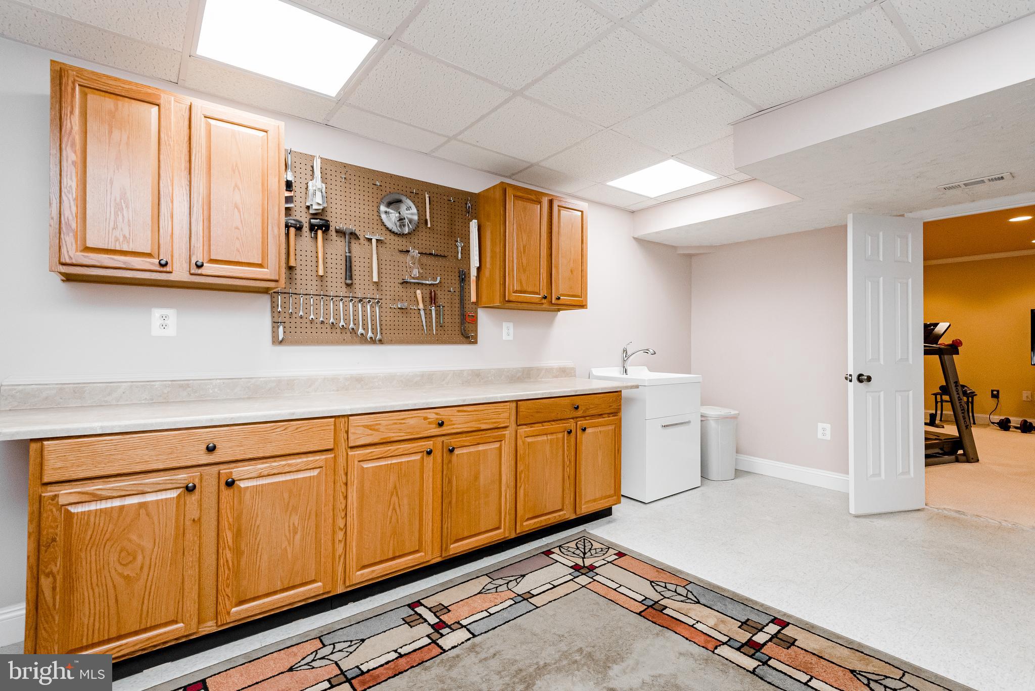 ASHBROOK - Residential