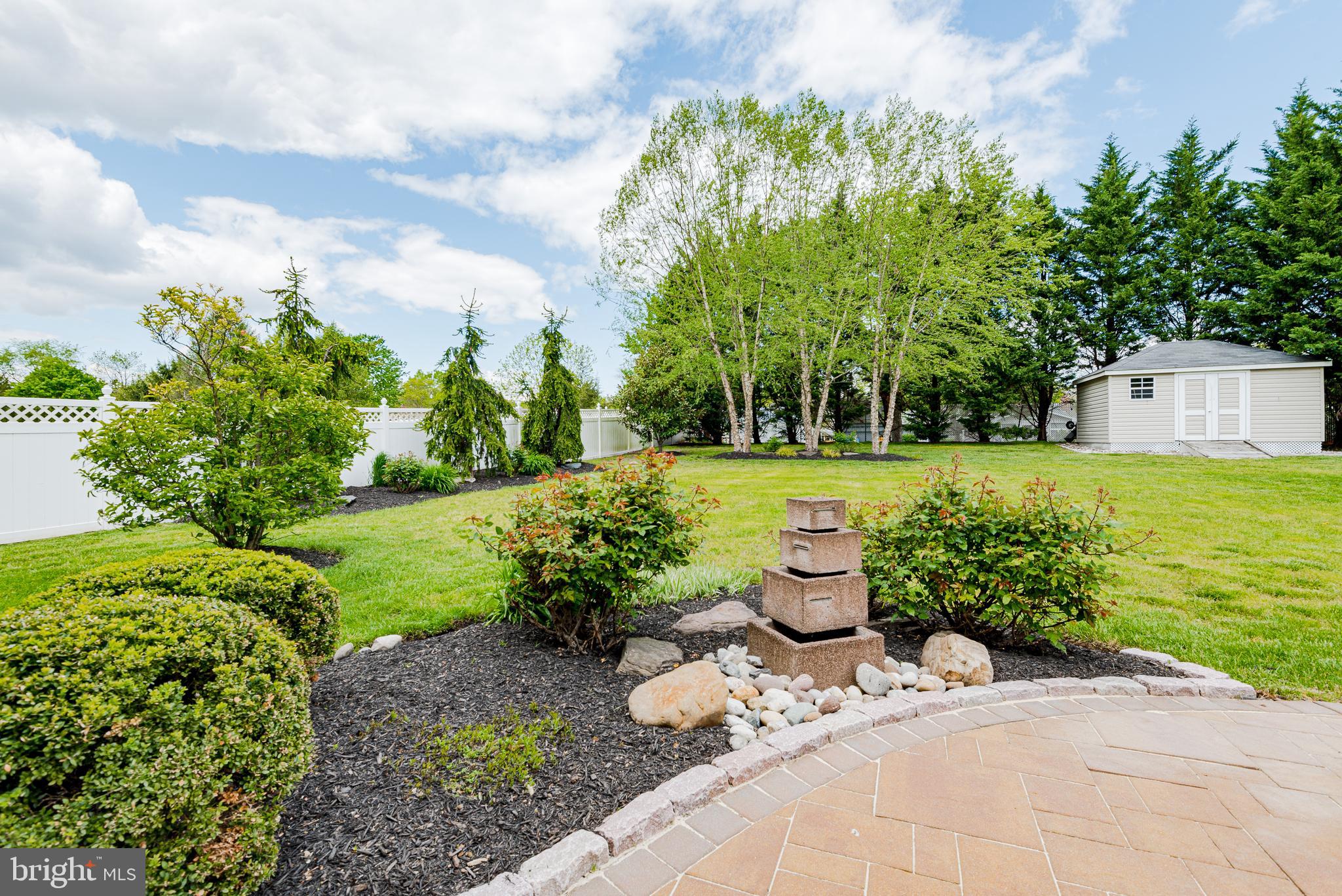 ASHBROOK - Residential