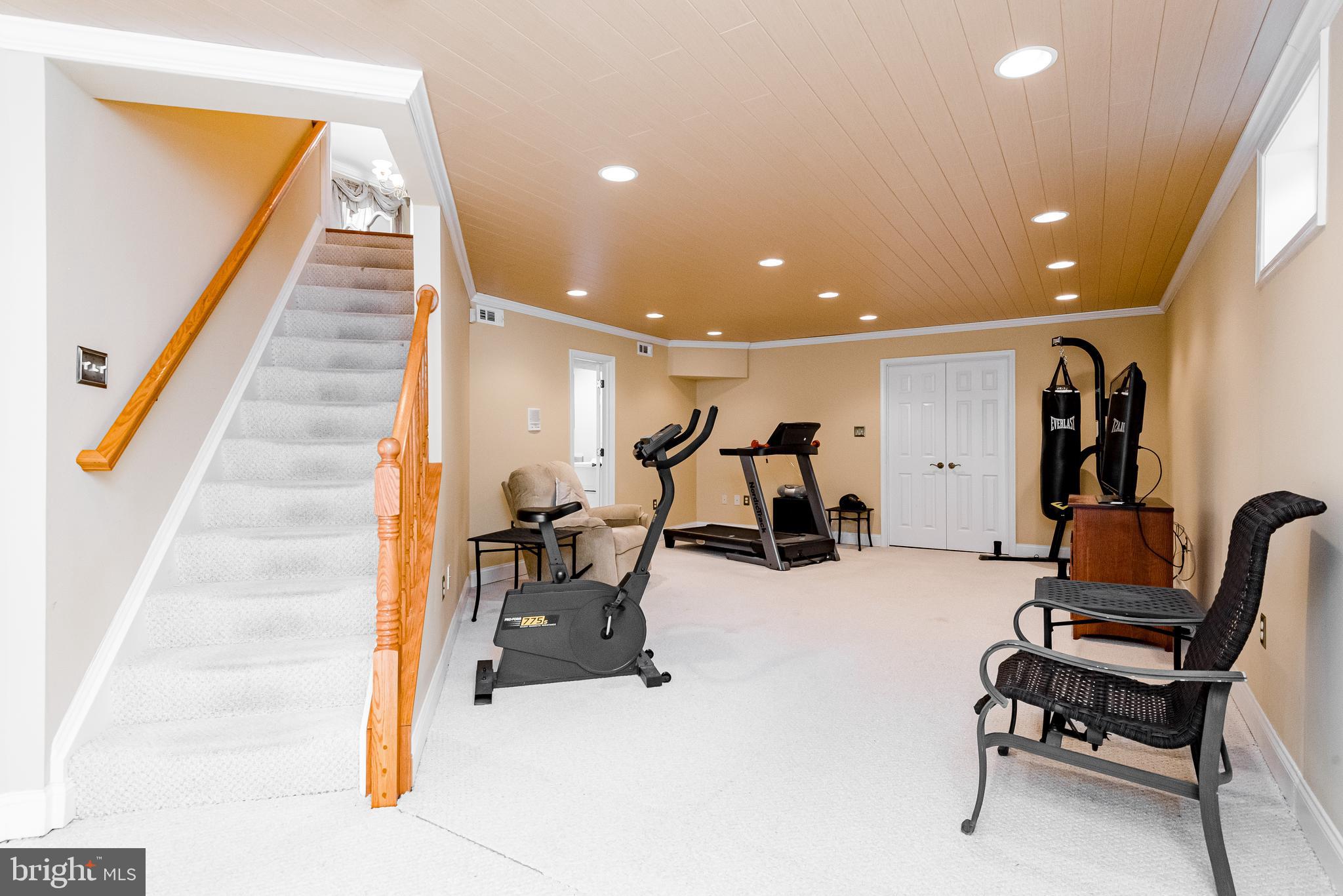 ASHBROOK - Residential