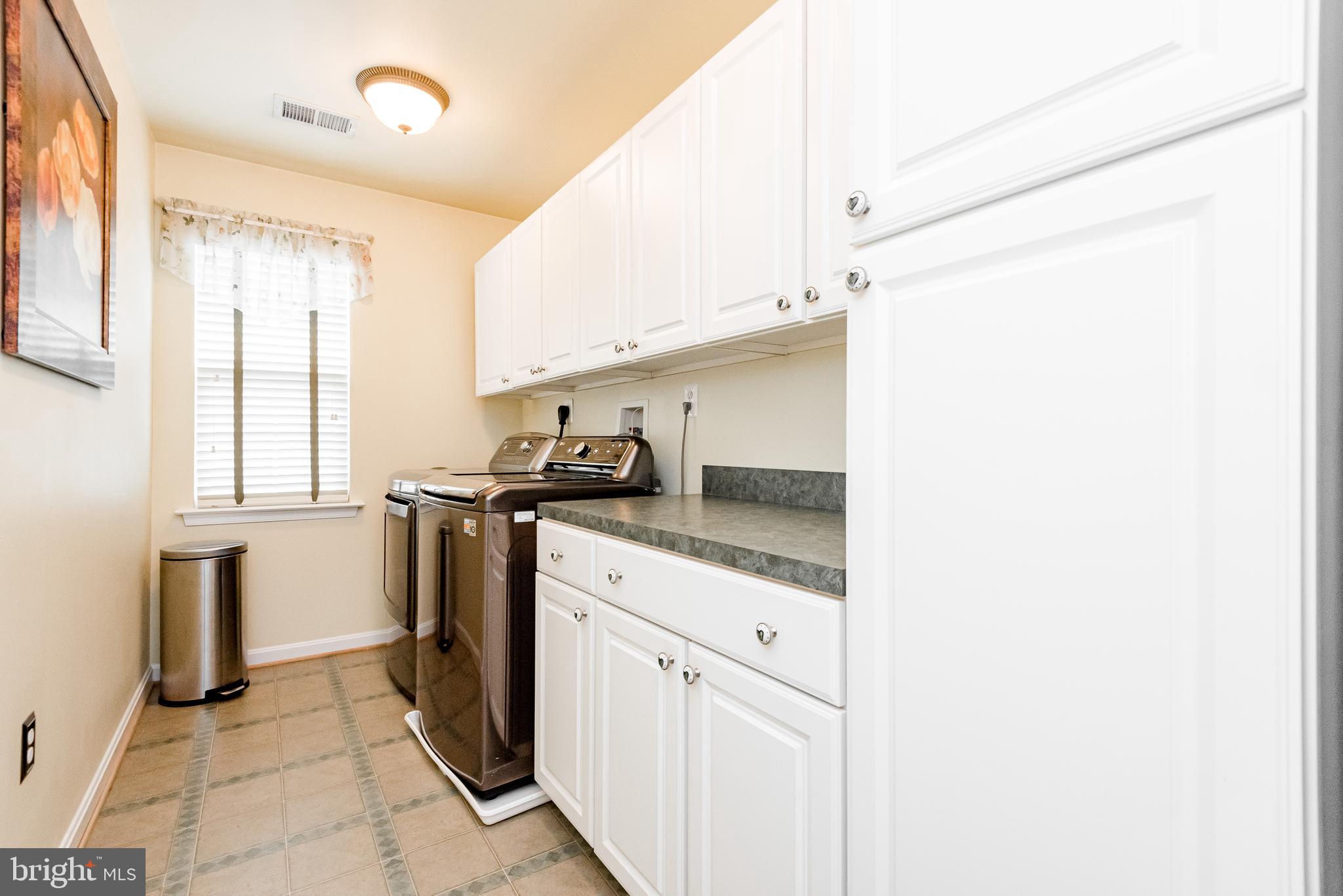 ASHBROOK - Residential