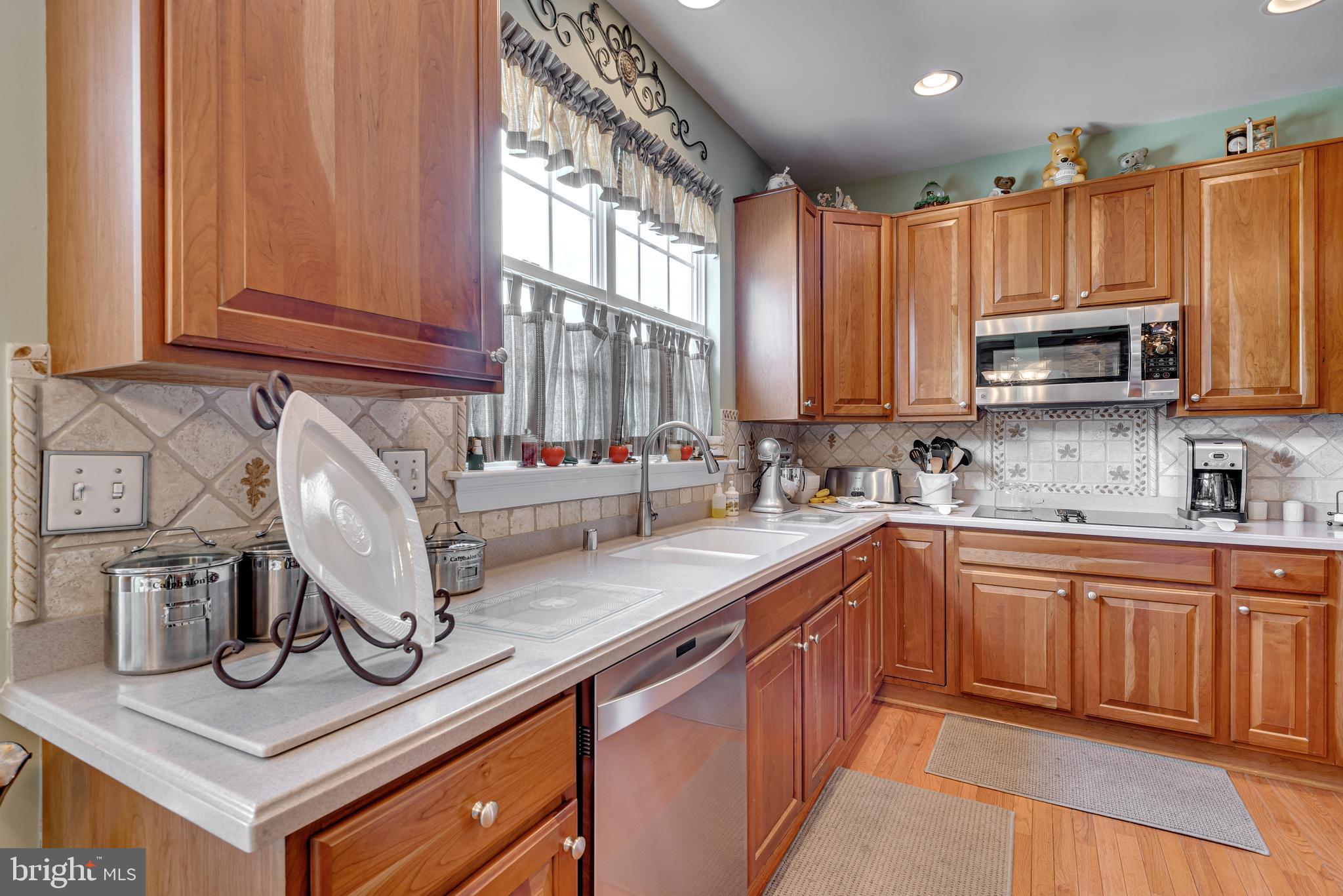 ASHBROOK - Residential