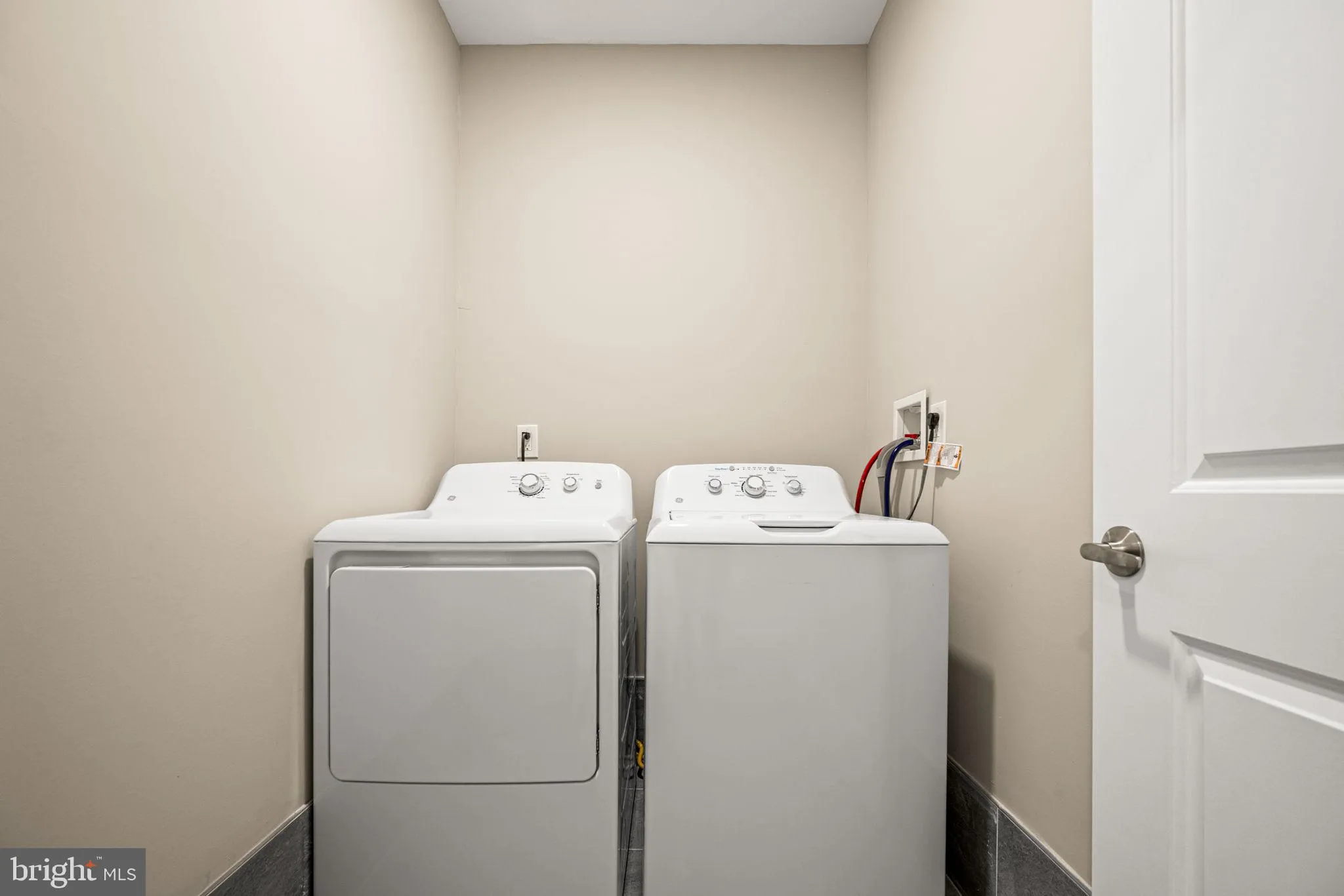 Philadelphia, Pennsylvania 19138, United States, 3 Bedrooms Bedrooms, ,2 BathroomsBathrooms,Residential,Active,191473