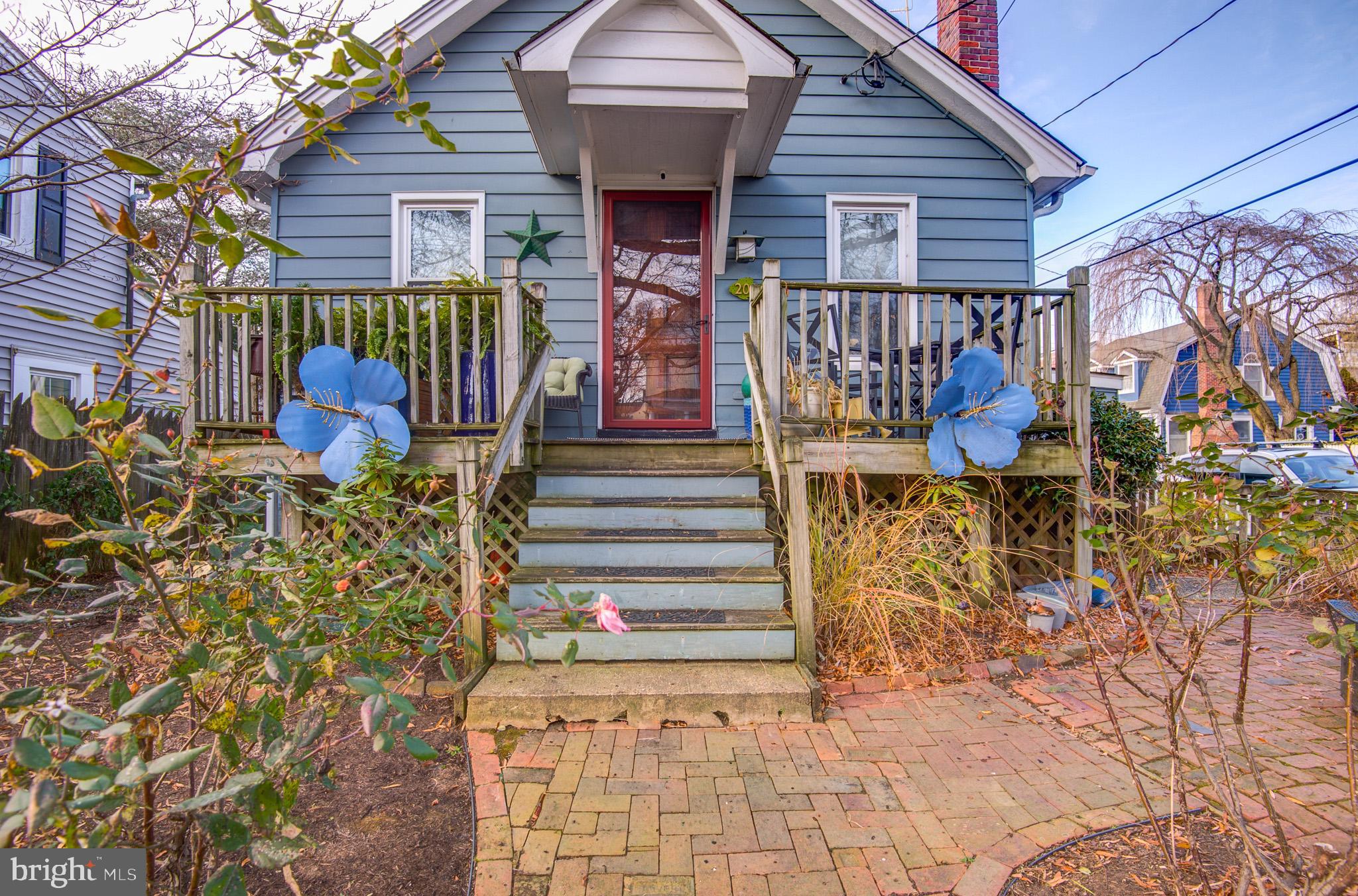 200 CHESAPEAKE AVENUE