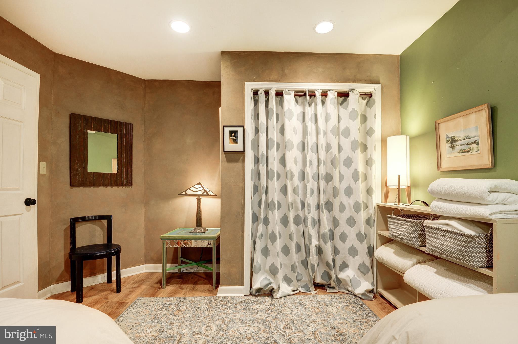 EASTPORT - Residential