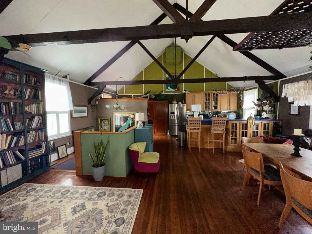 200 CHESAPEAKE AVENUE