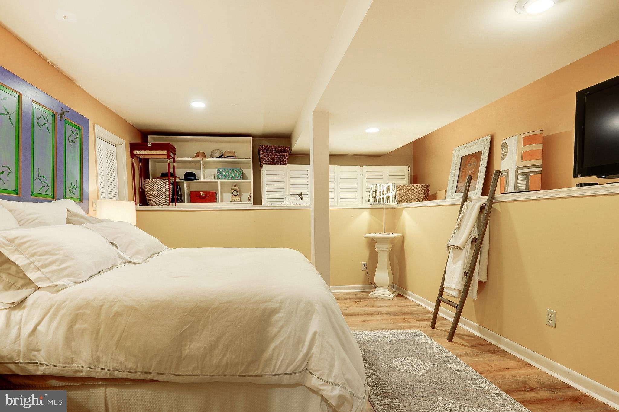 EASTPORT - Residential