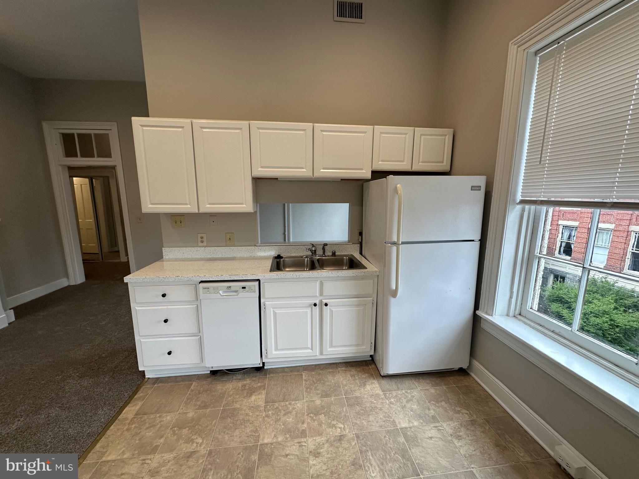 200 HANOVER STREET 3A