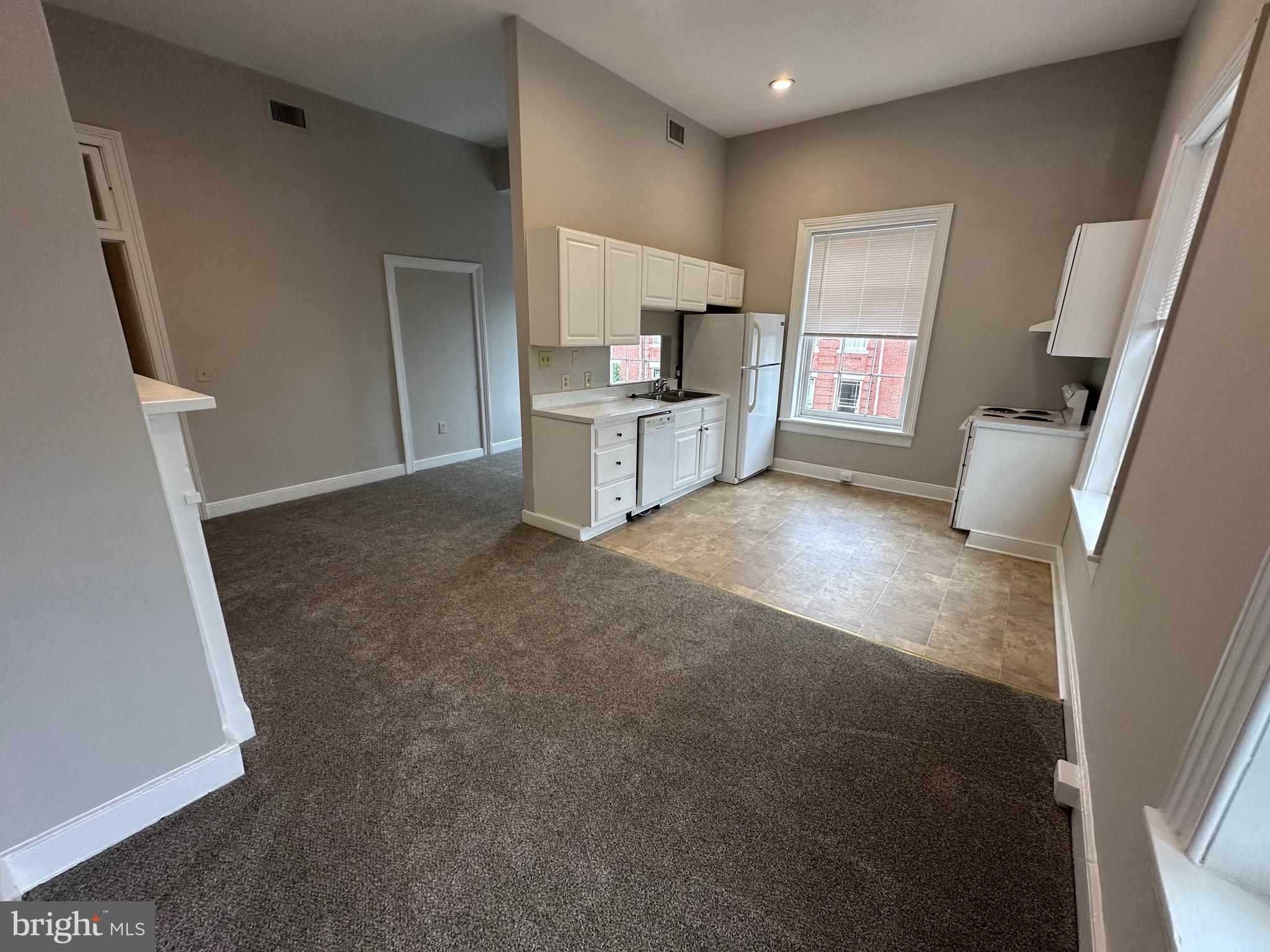 200 HANOVER STREET 3A