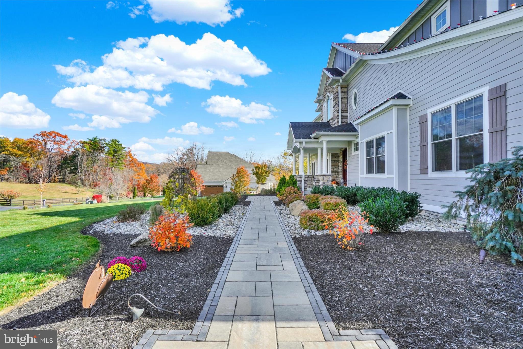 SAGE CREST - Residential