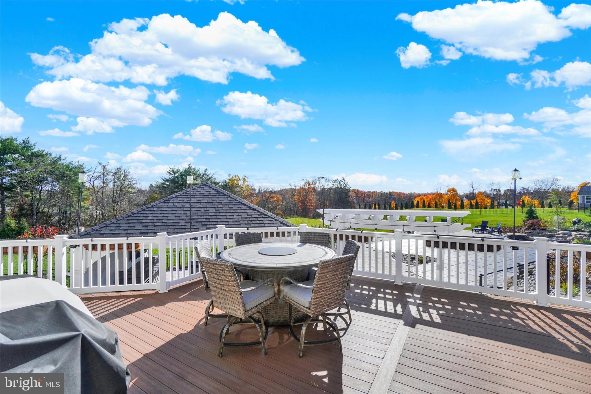 SAGE CREST - Residential