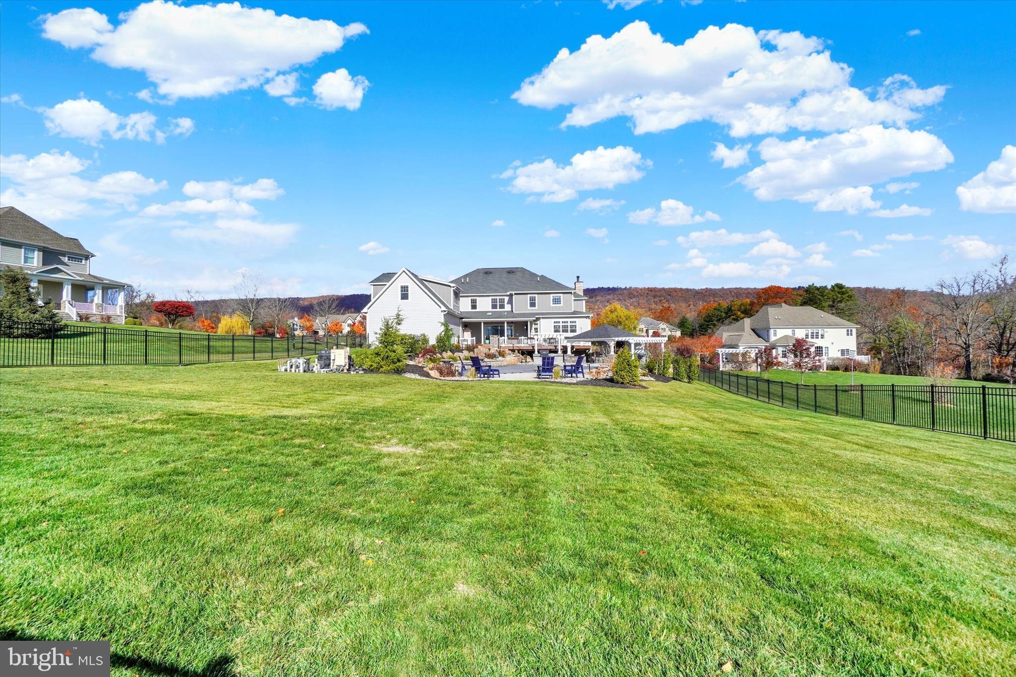 SAGE CREST - Residential