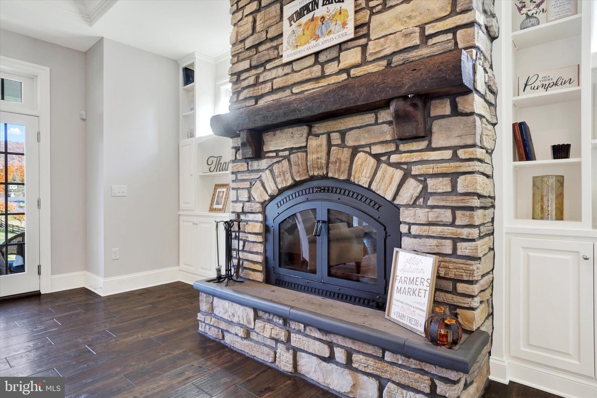 SAGE CREST - Residential