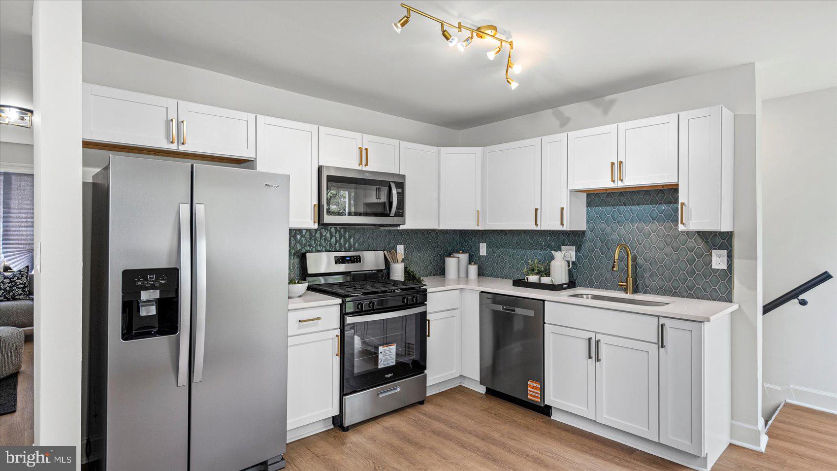 SOUTHGATE - Residential
