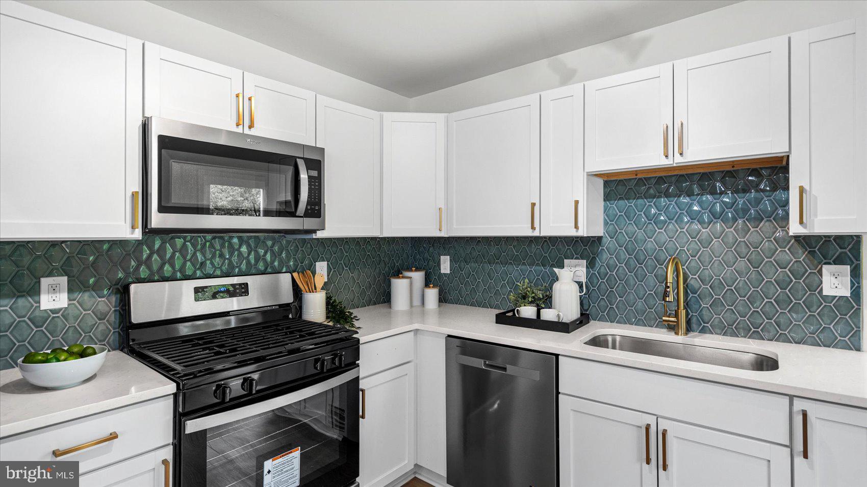 SOUTHGATE - Residential