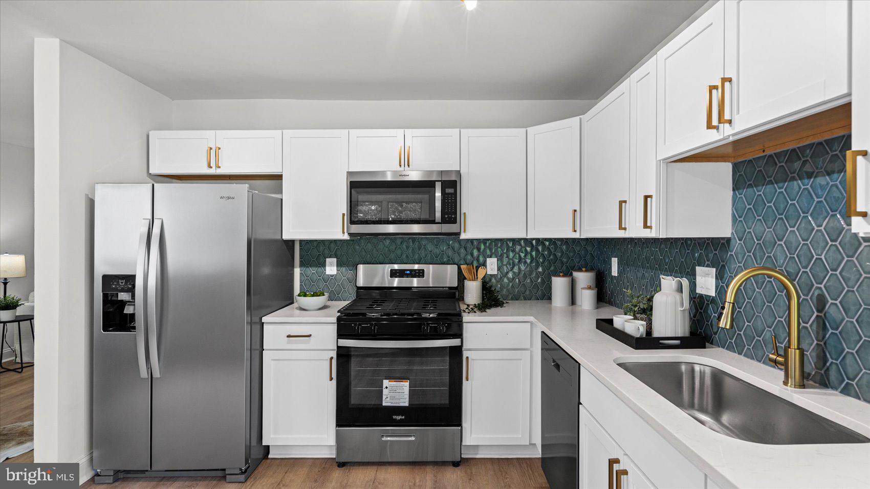 SOUTHGATE - Residential