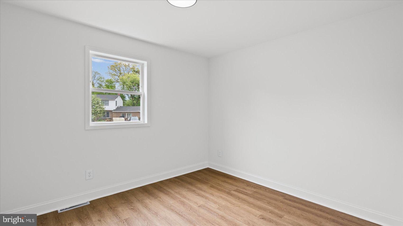 SOUTHGATE - Residential