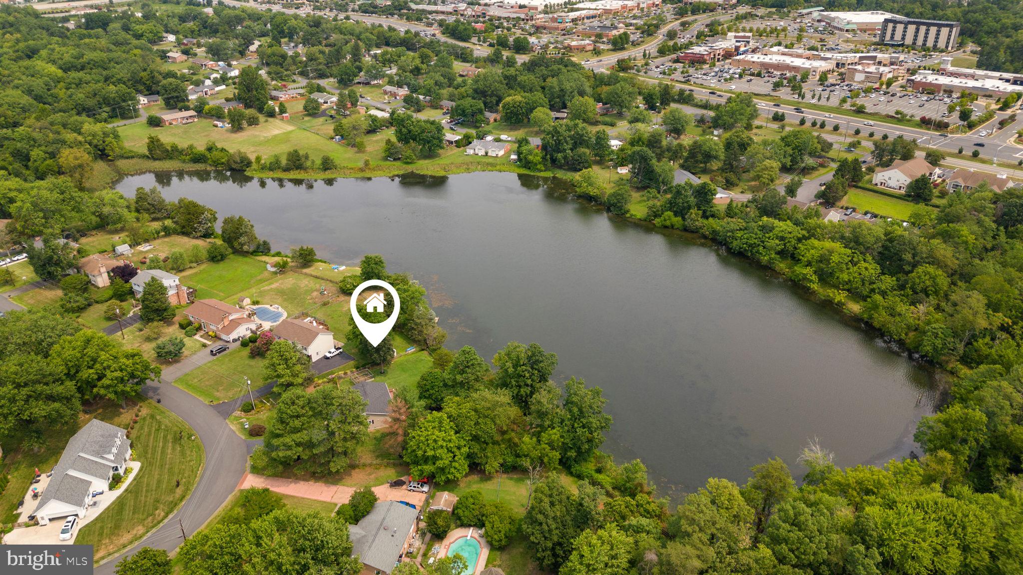 LAKEVIEW ESTATES - Residential