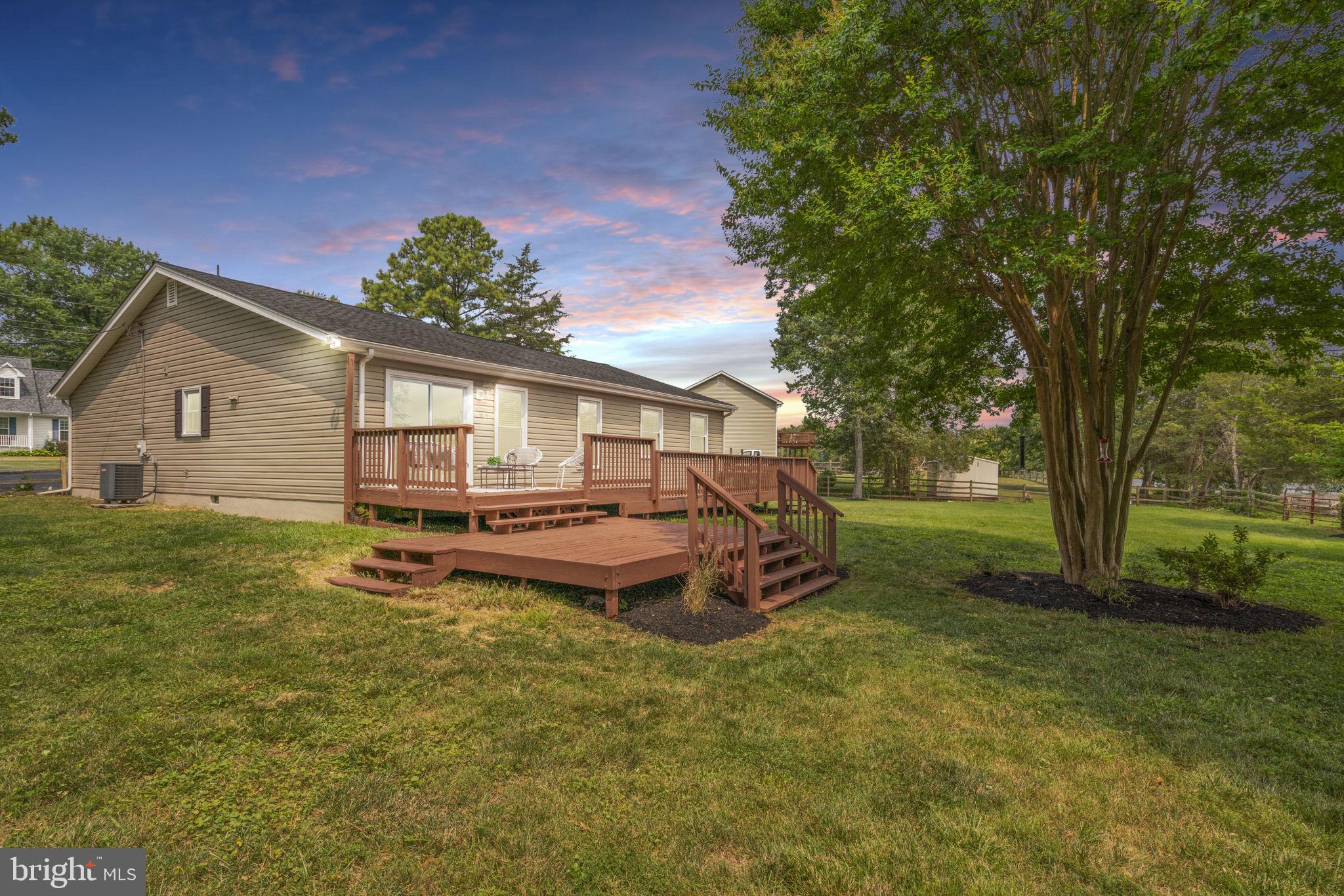 LAKEVIEW ESTATES - Residential