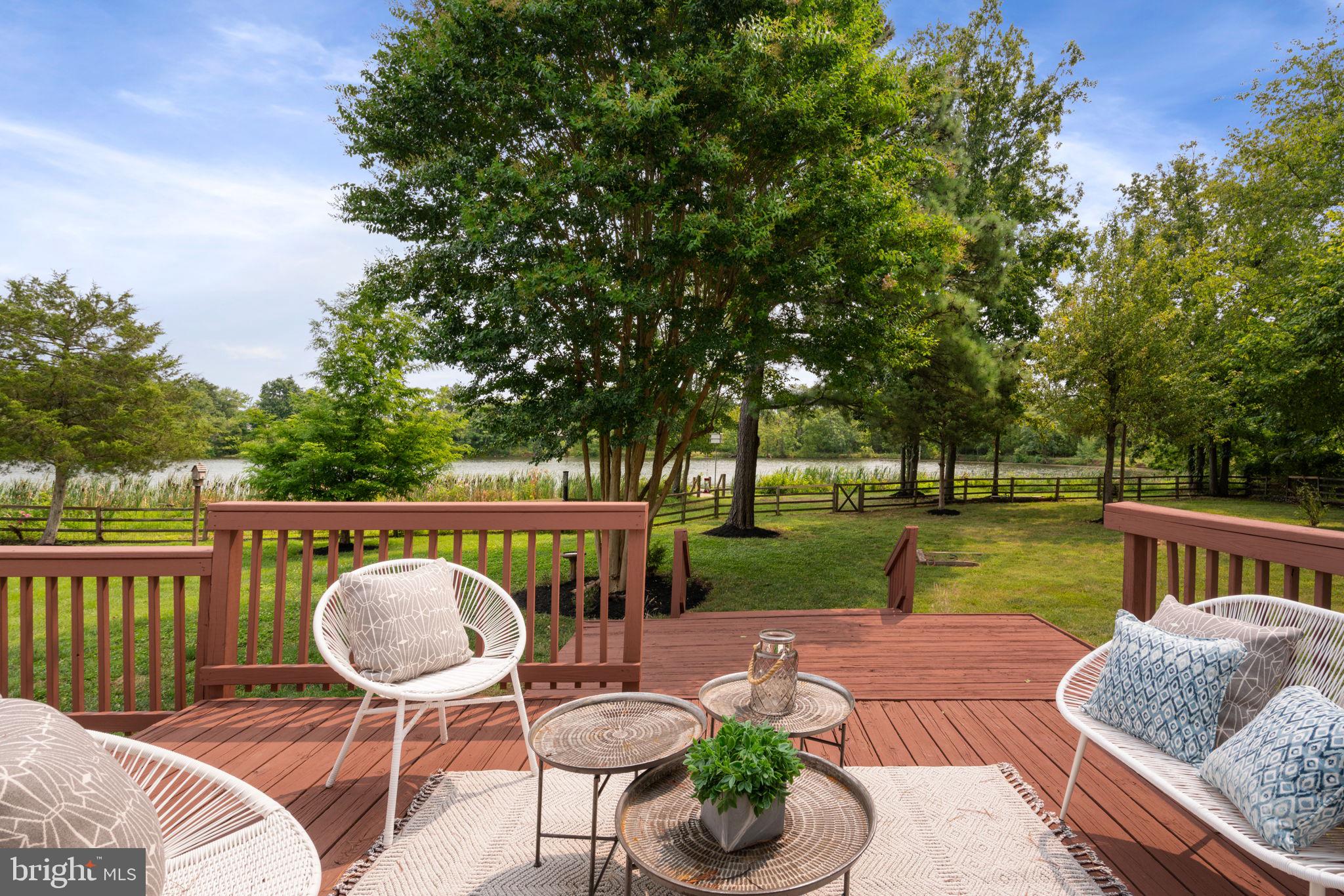 LAKEVIEW ESTATES - Residential