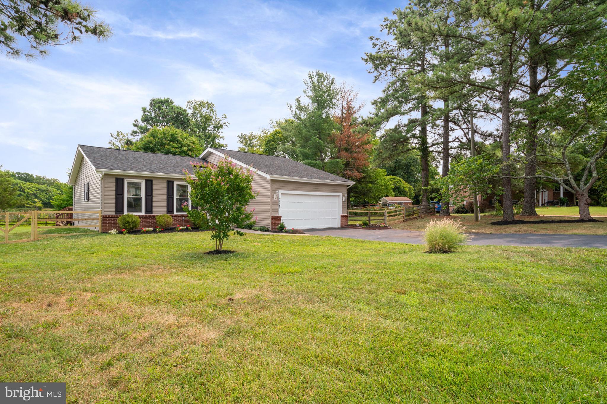 LAKEVIEW ESTATES - Residential