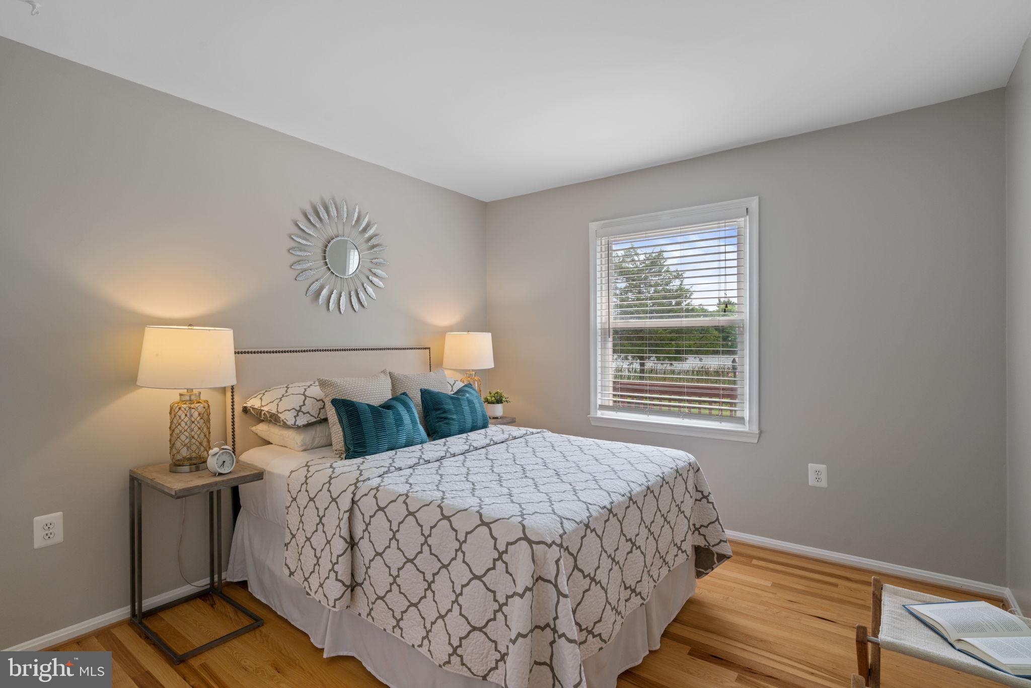 LAKEVIEW ESTATES - Residential