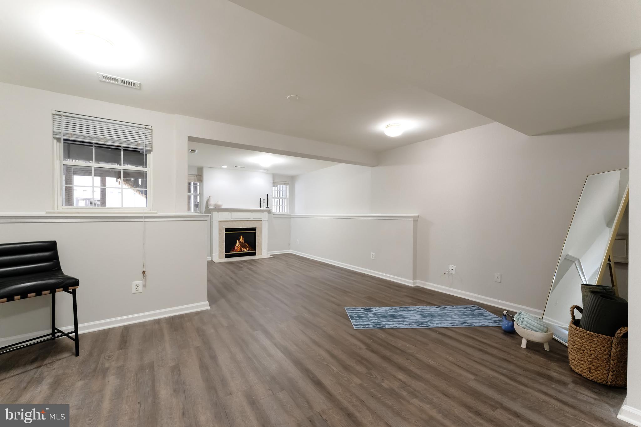 ROCKHILL CENTER ESTATES - Residential