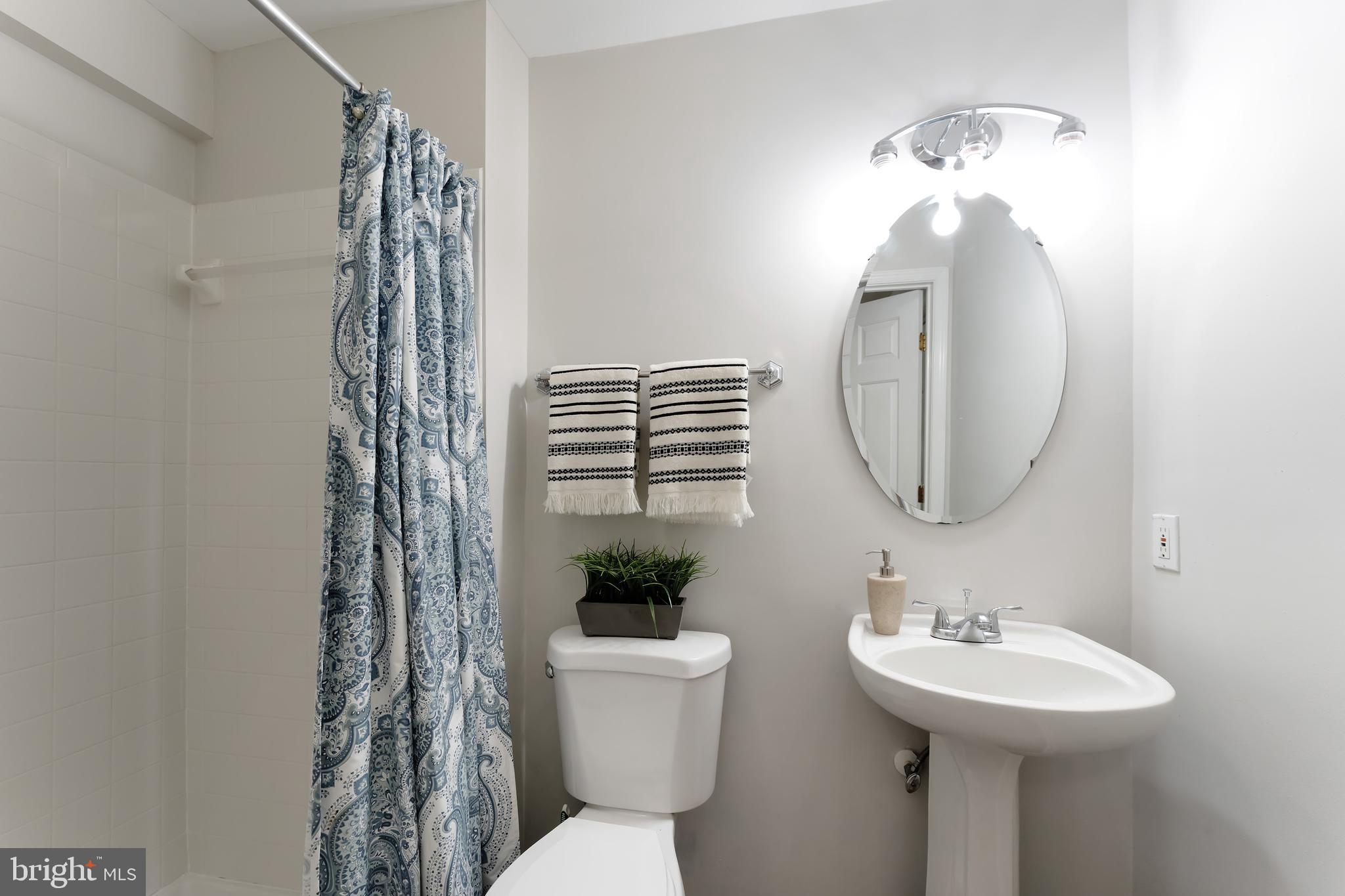 ROCKHILL CENTER ESTATES - Residential