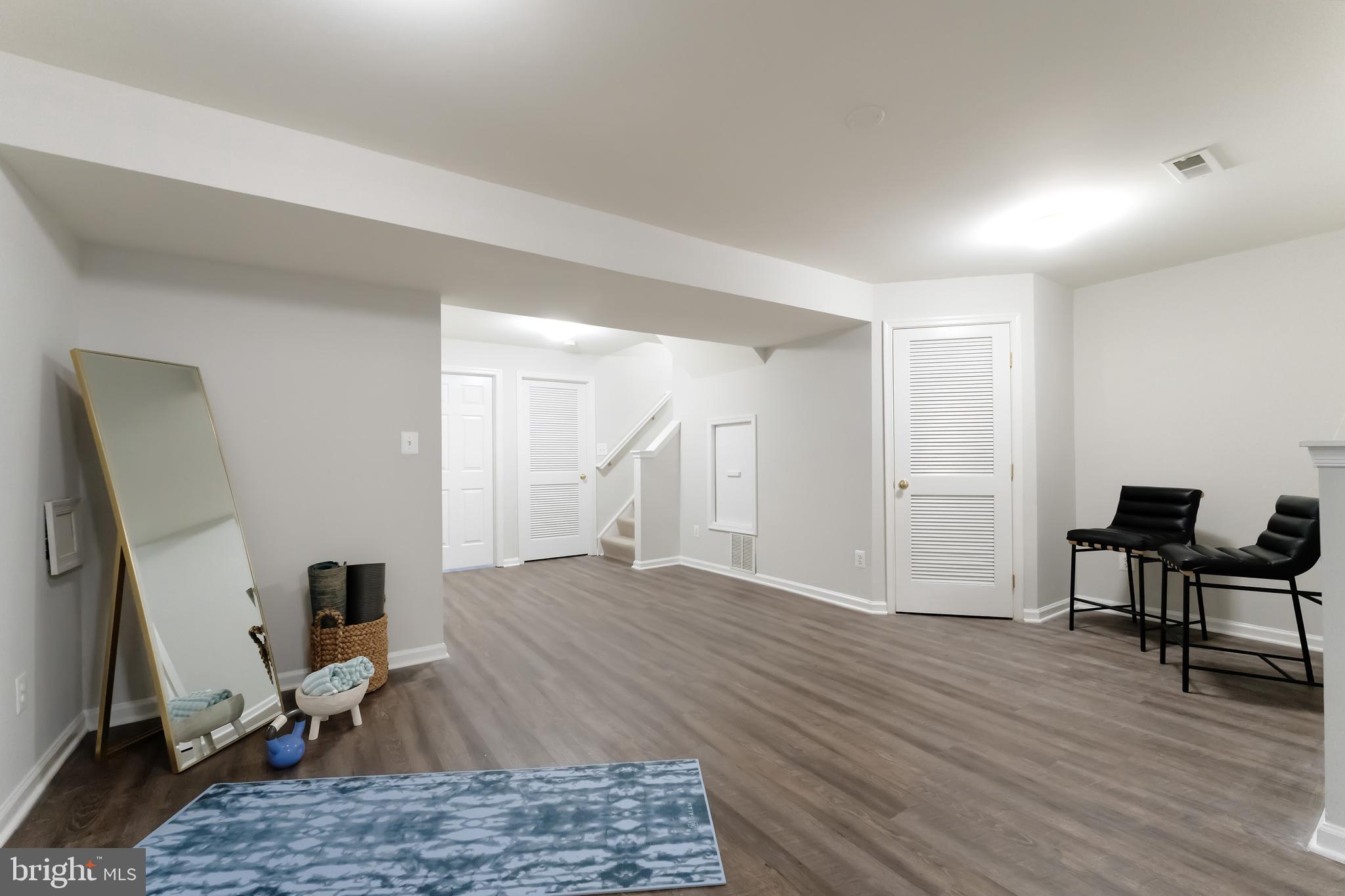 ROCKHILL CENTER ESTATES - Residential