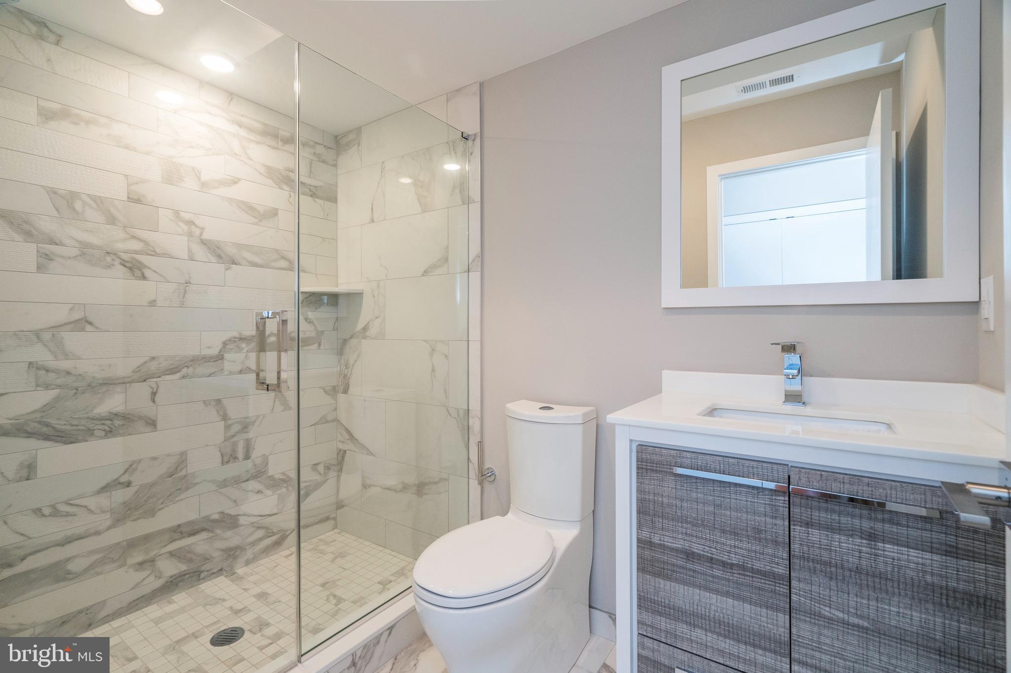 GRADUATE HOSPITAL - Residential Lease