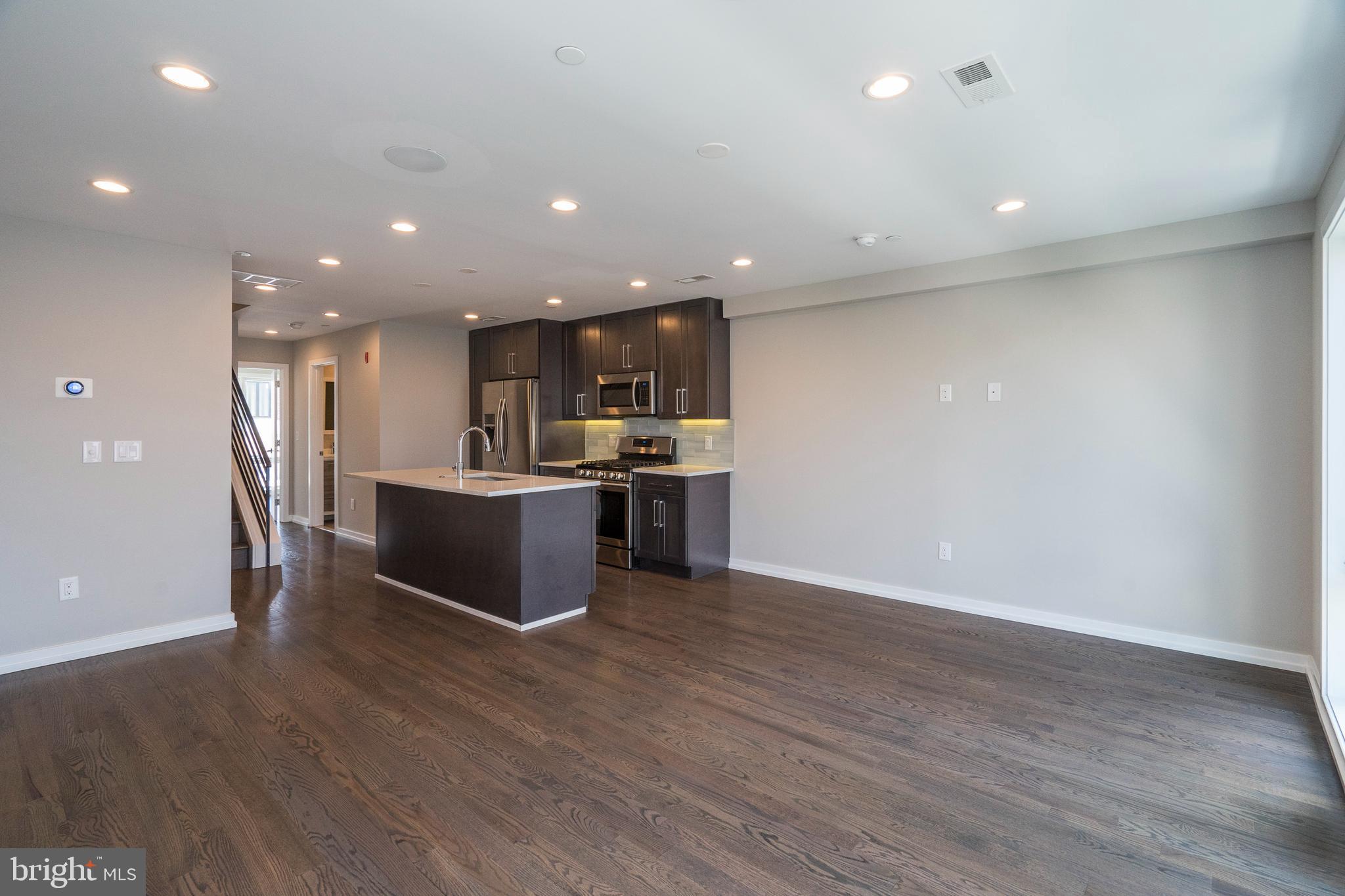 GRADUATE HOSPITAL - Residential Lease