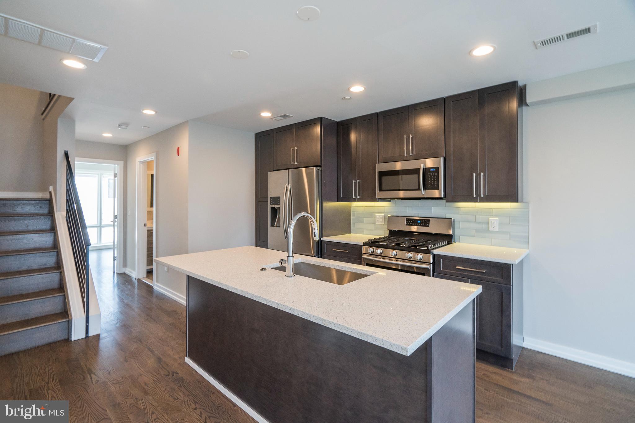 GRADUATE HOSPITAL - Residential Lease