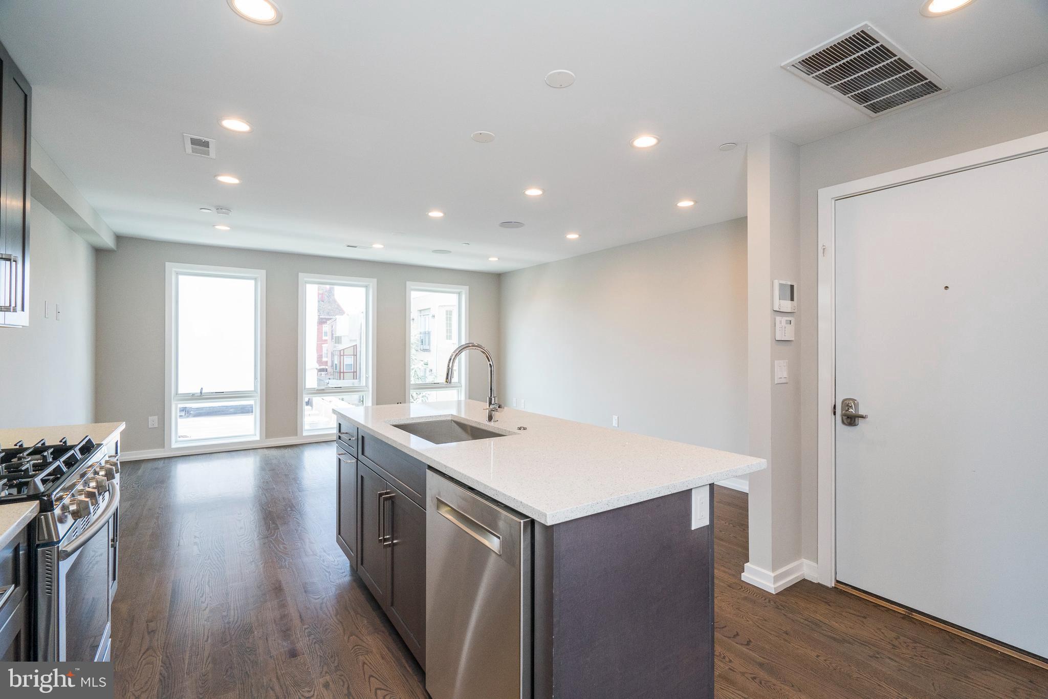 GRADUATE HOSPITAL - Residential Lease