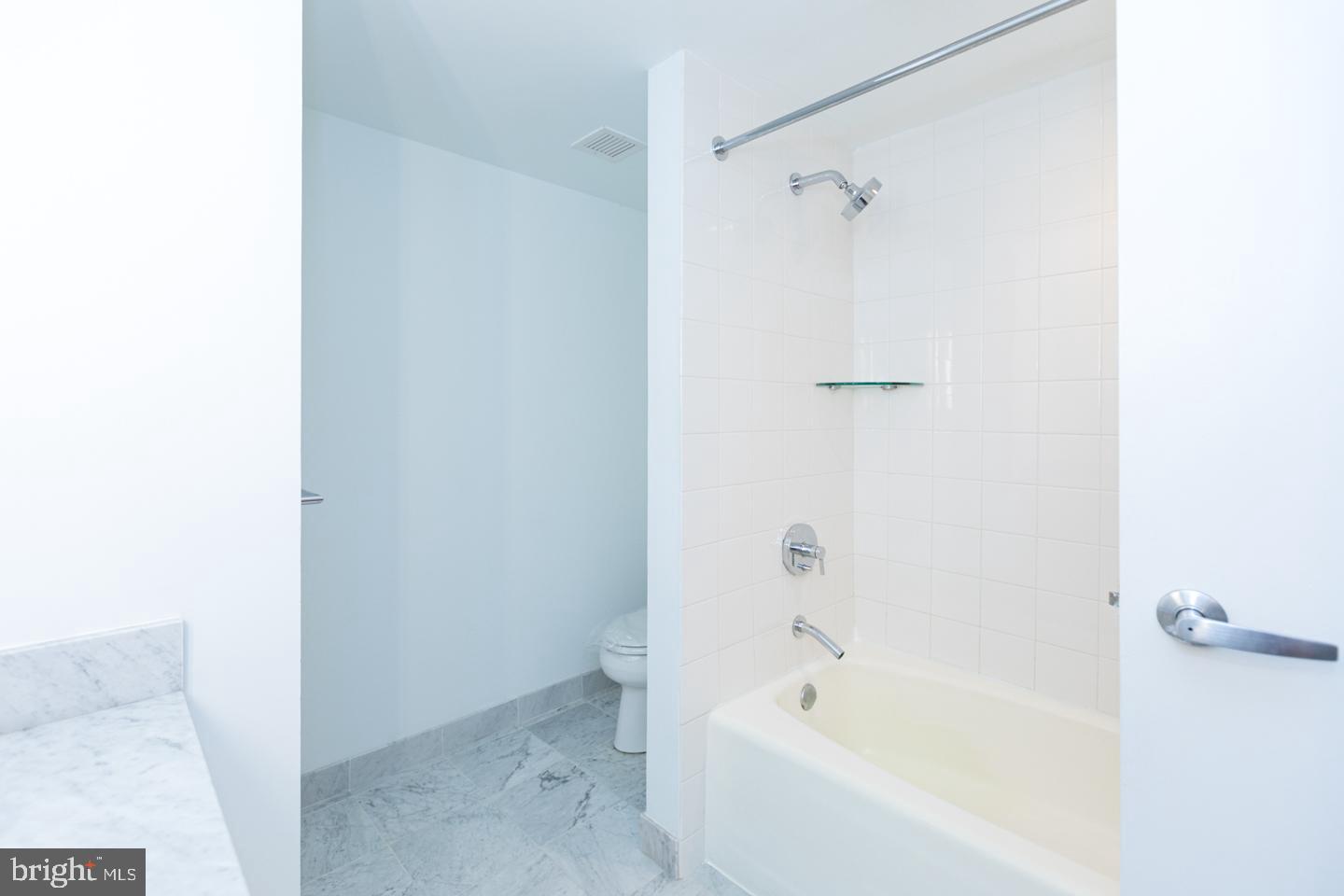 RITTENHOUSE SQUARE - Residential Lease