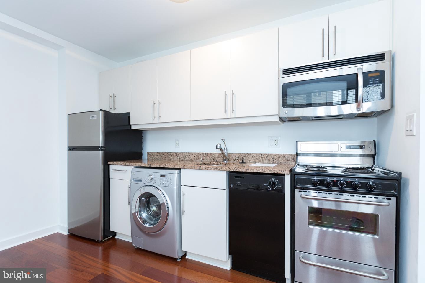 RITTENHOUSE SQUARE - Residential Lease