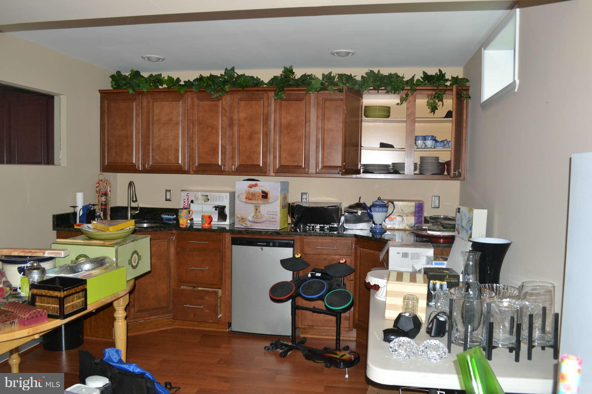 SOUTH RIDING - Residential Lease