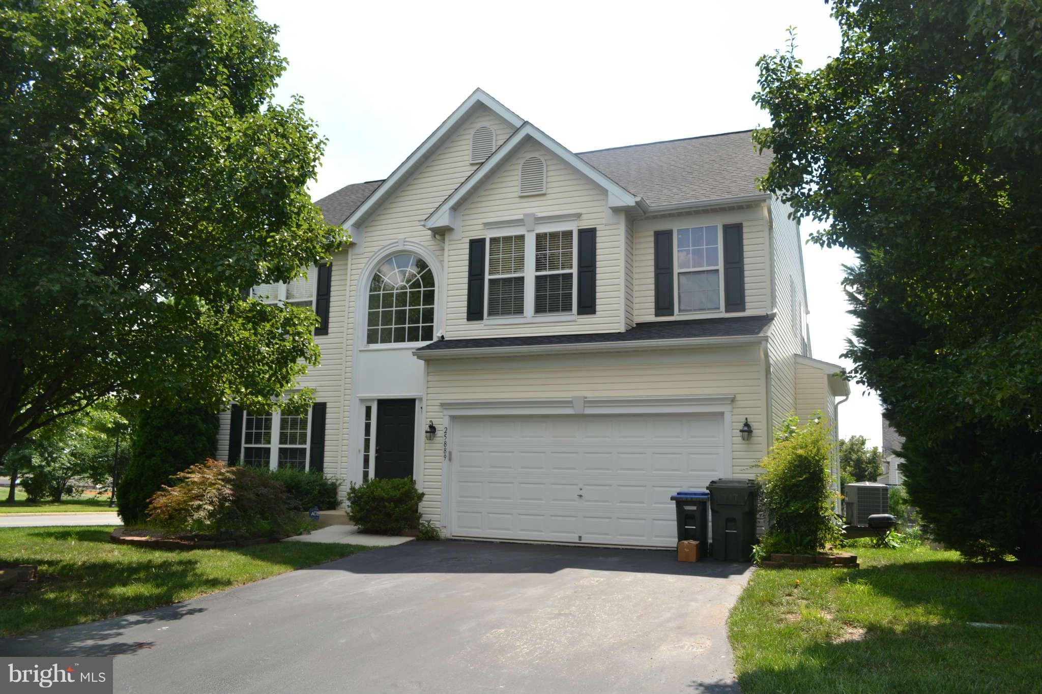 SOUTH RIDING - Residential Lease