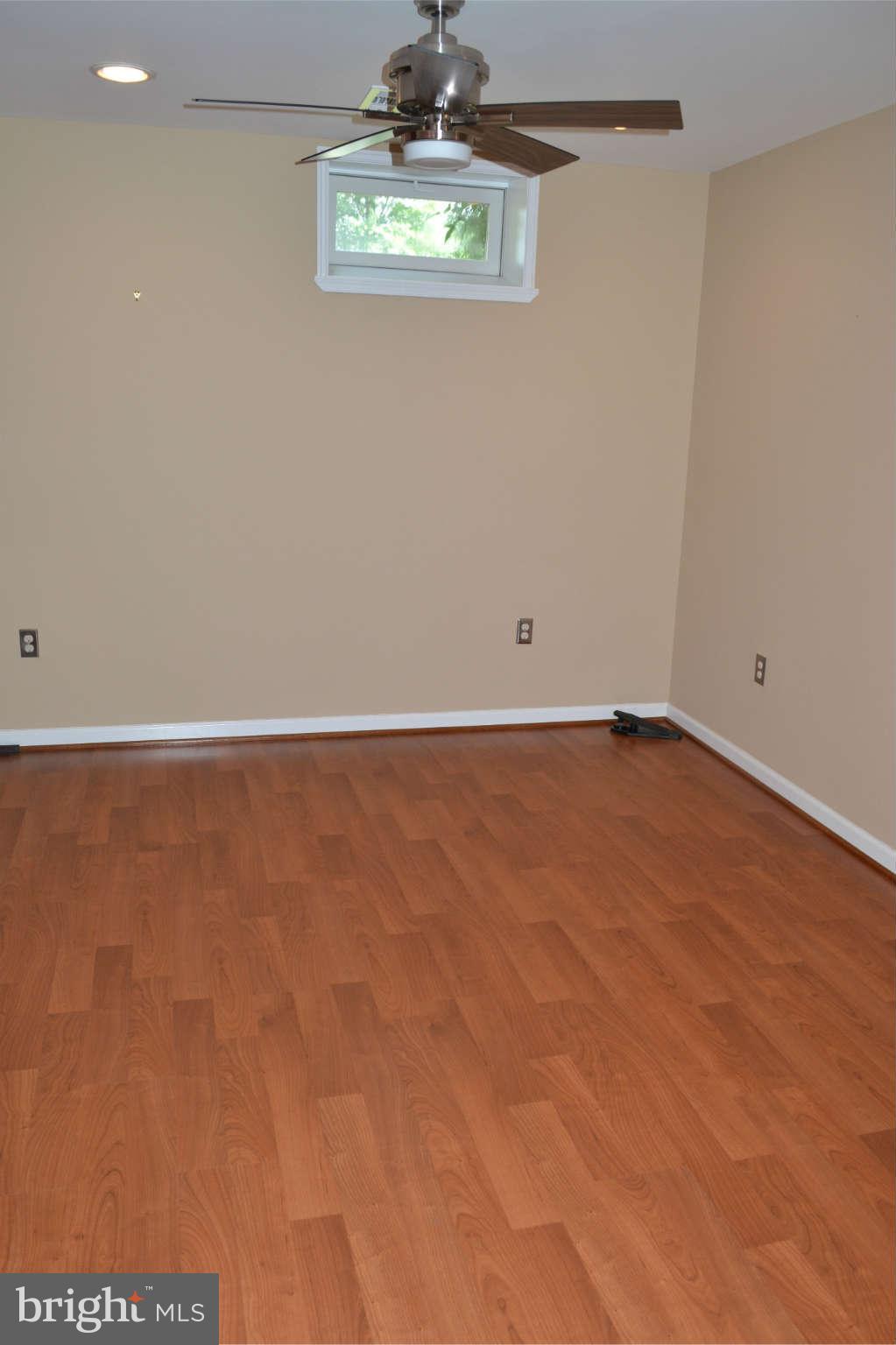 SOUTH RIDING - Residential Lease