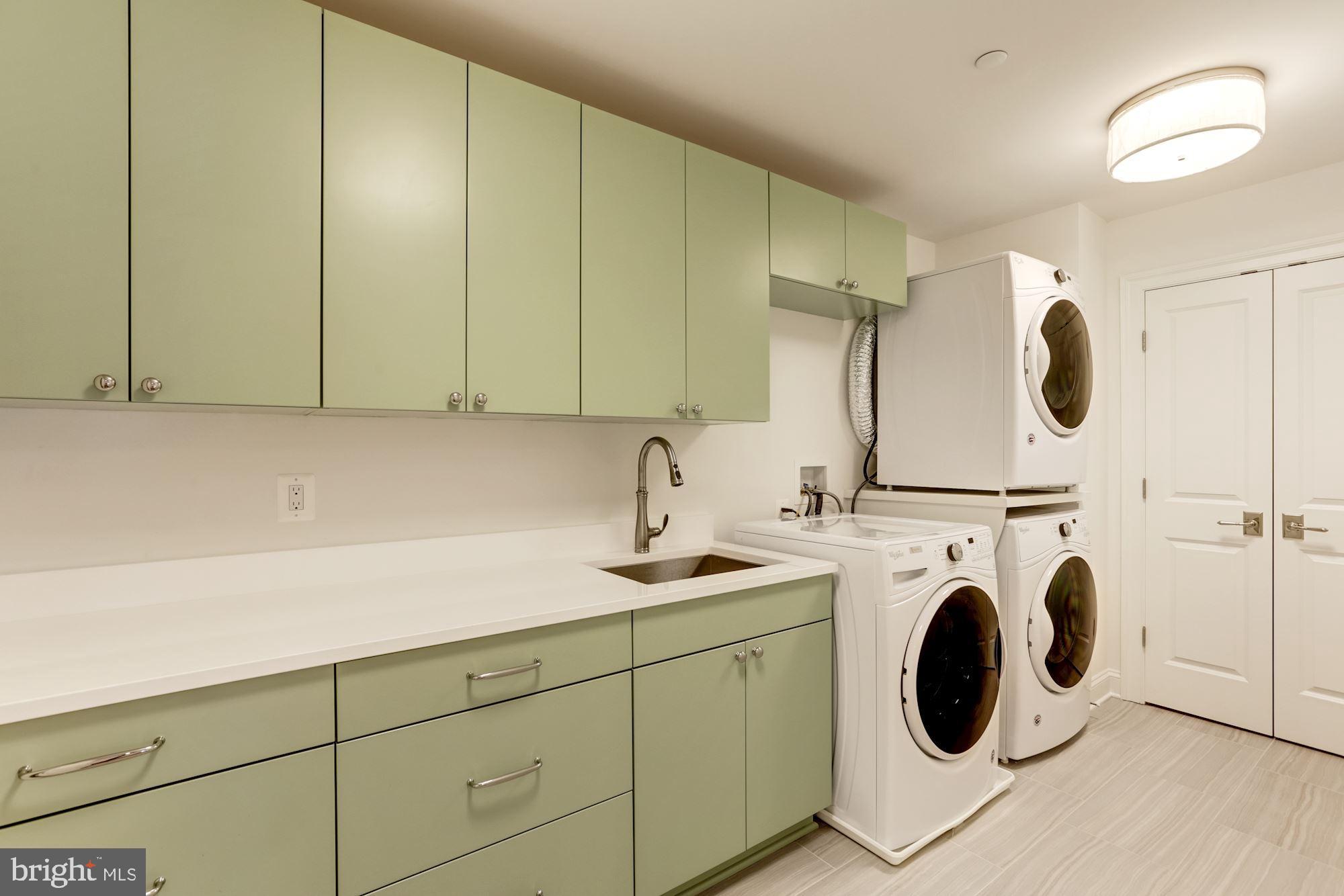 LYBROOK - Residential