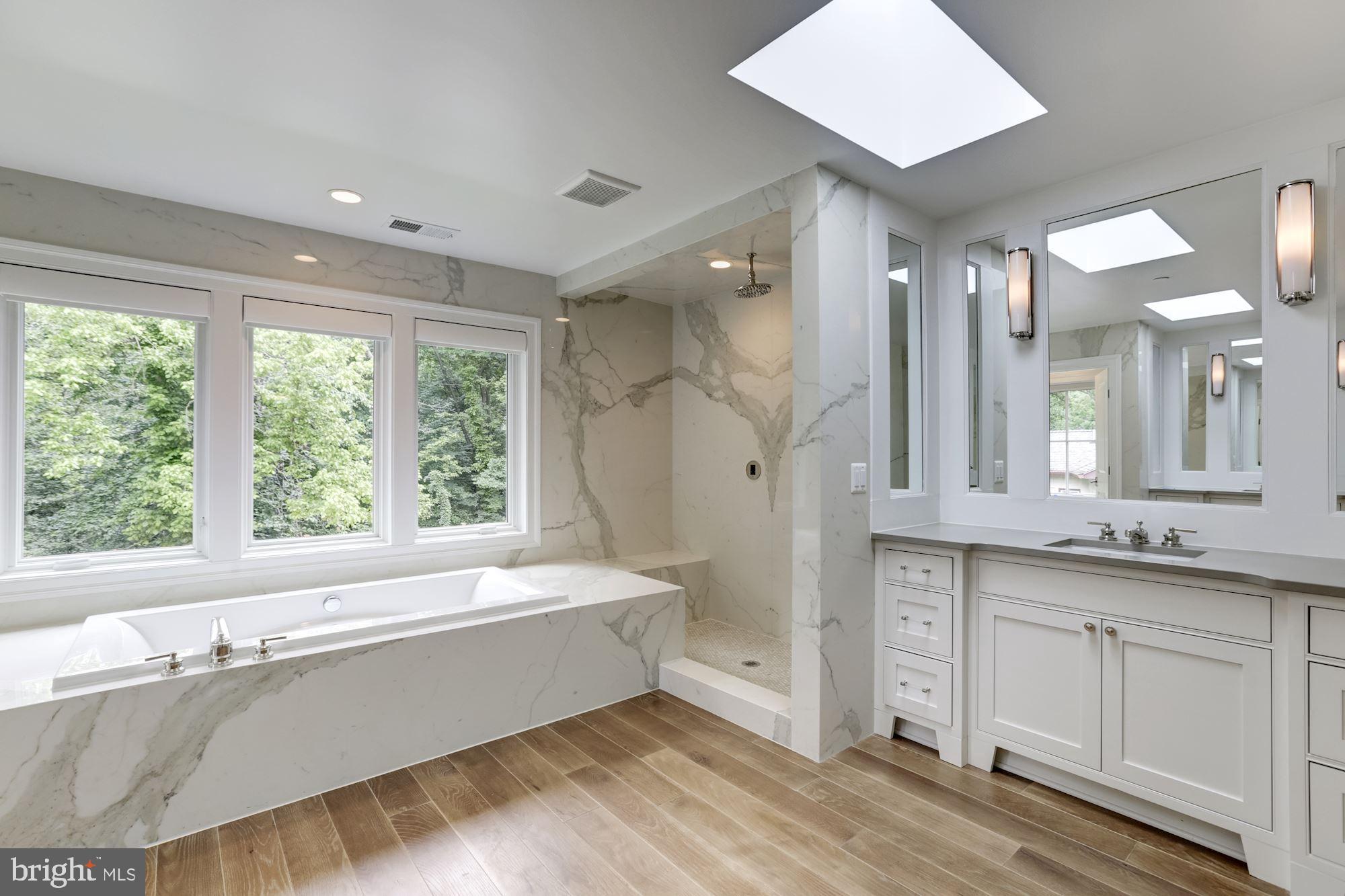 LYBROOK - Residential