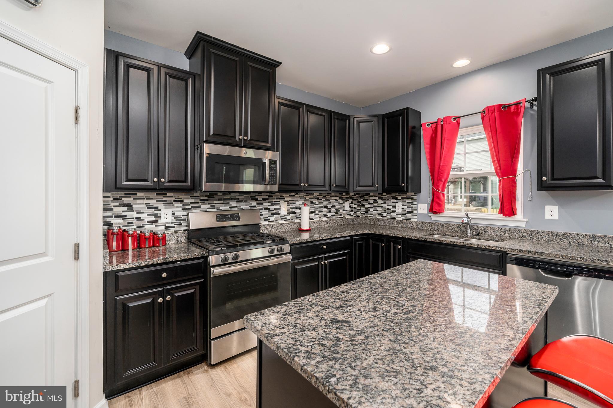 LEES PARKE - Residential