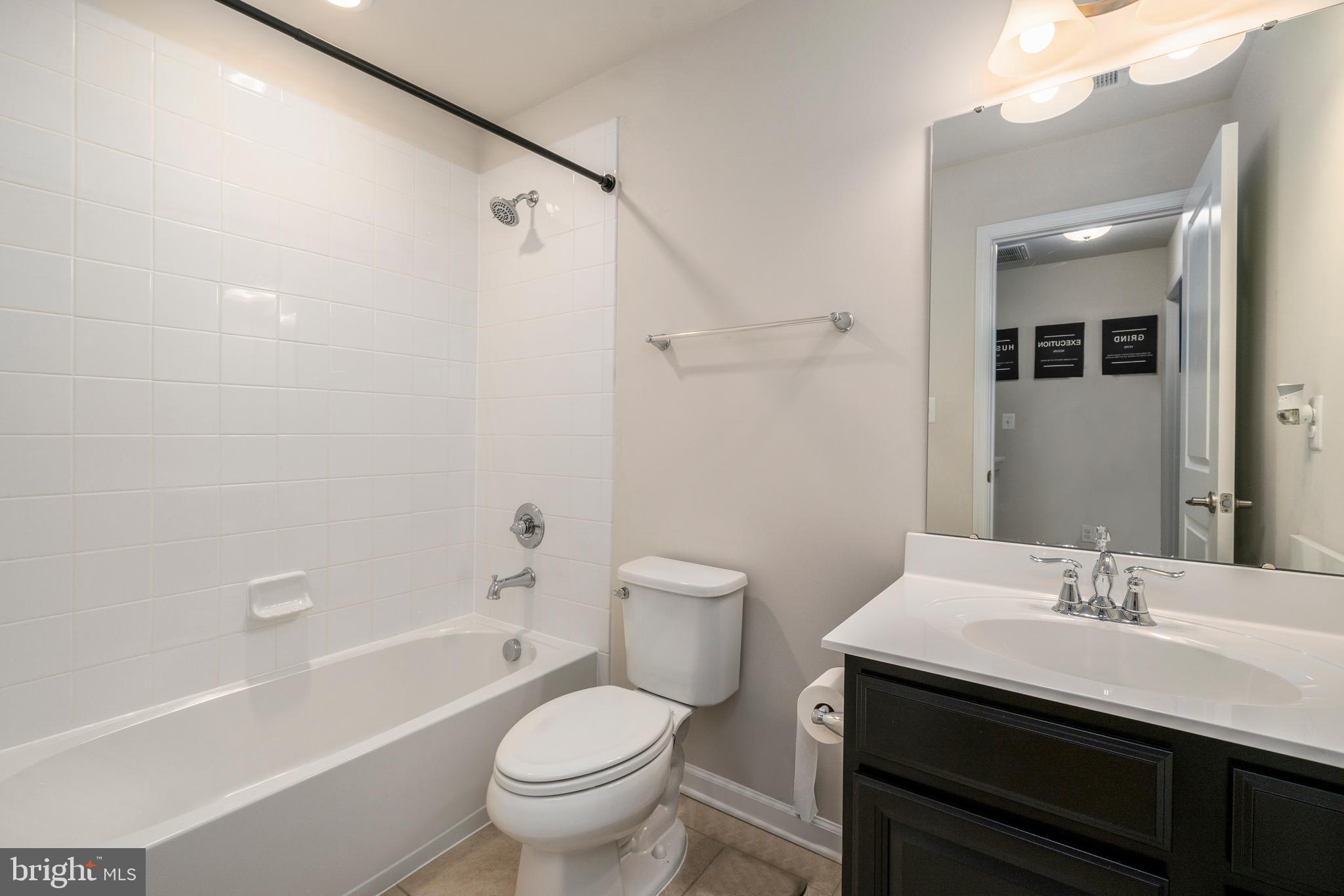 LEES PARKE - Residential