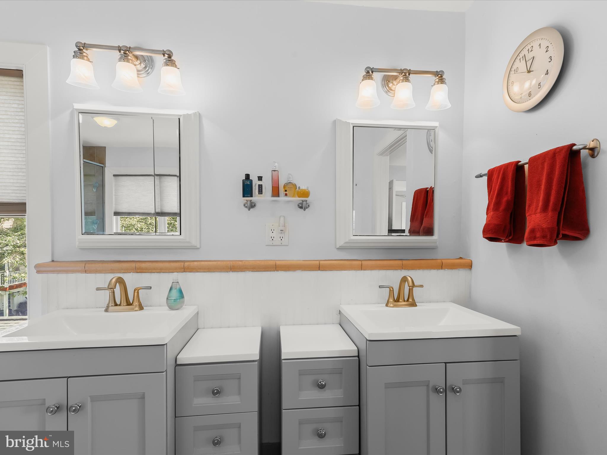 SENECA PARK BEACH - Residential