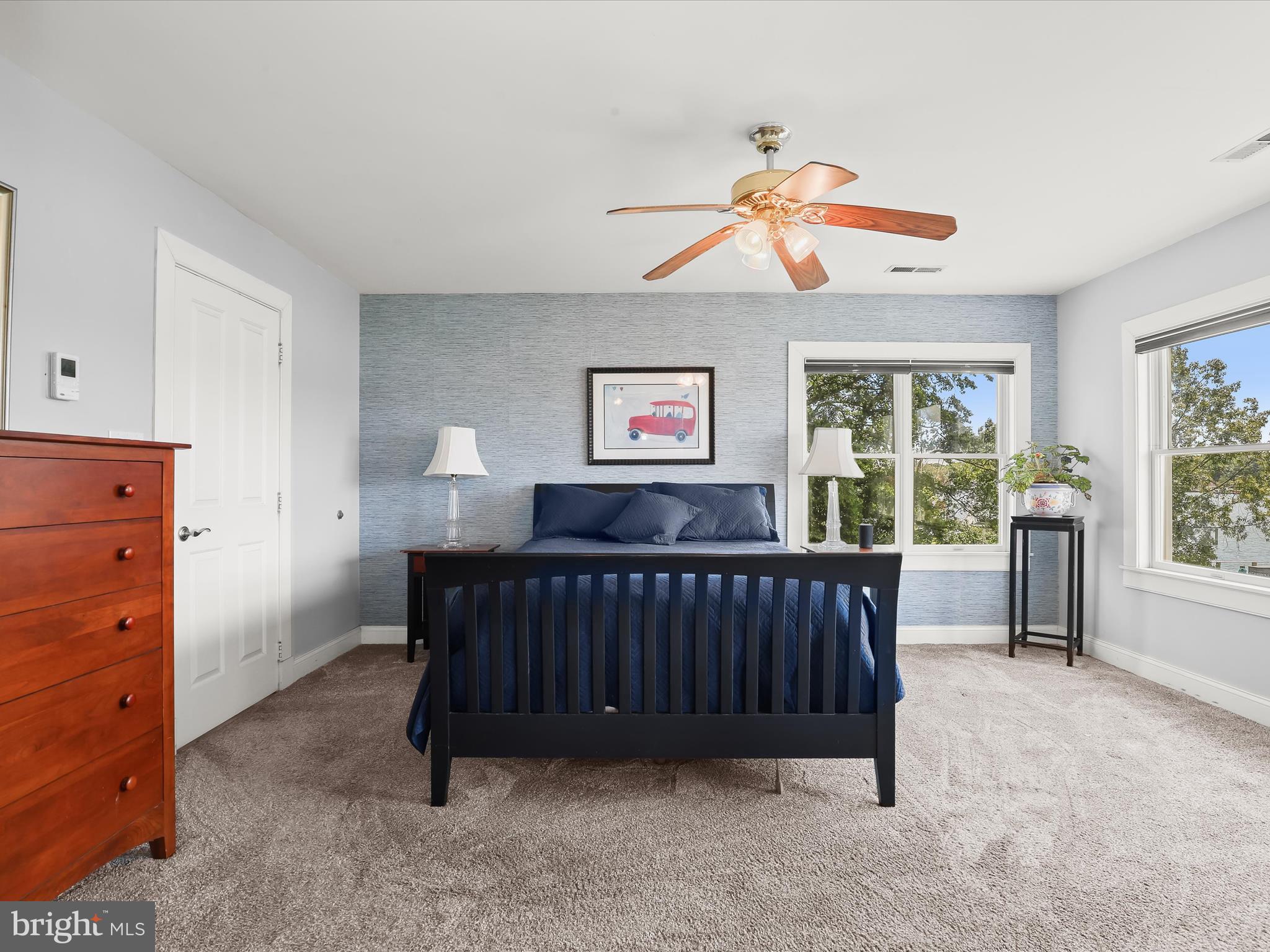 SENECA PARK BEACH - Residential