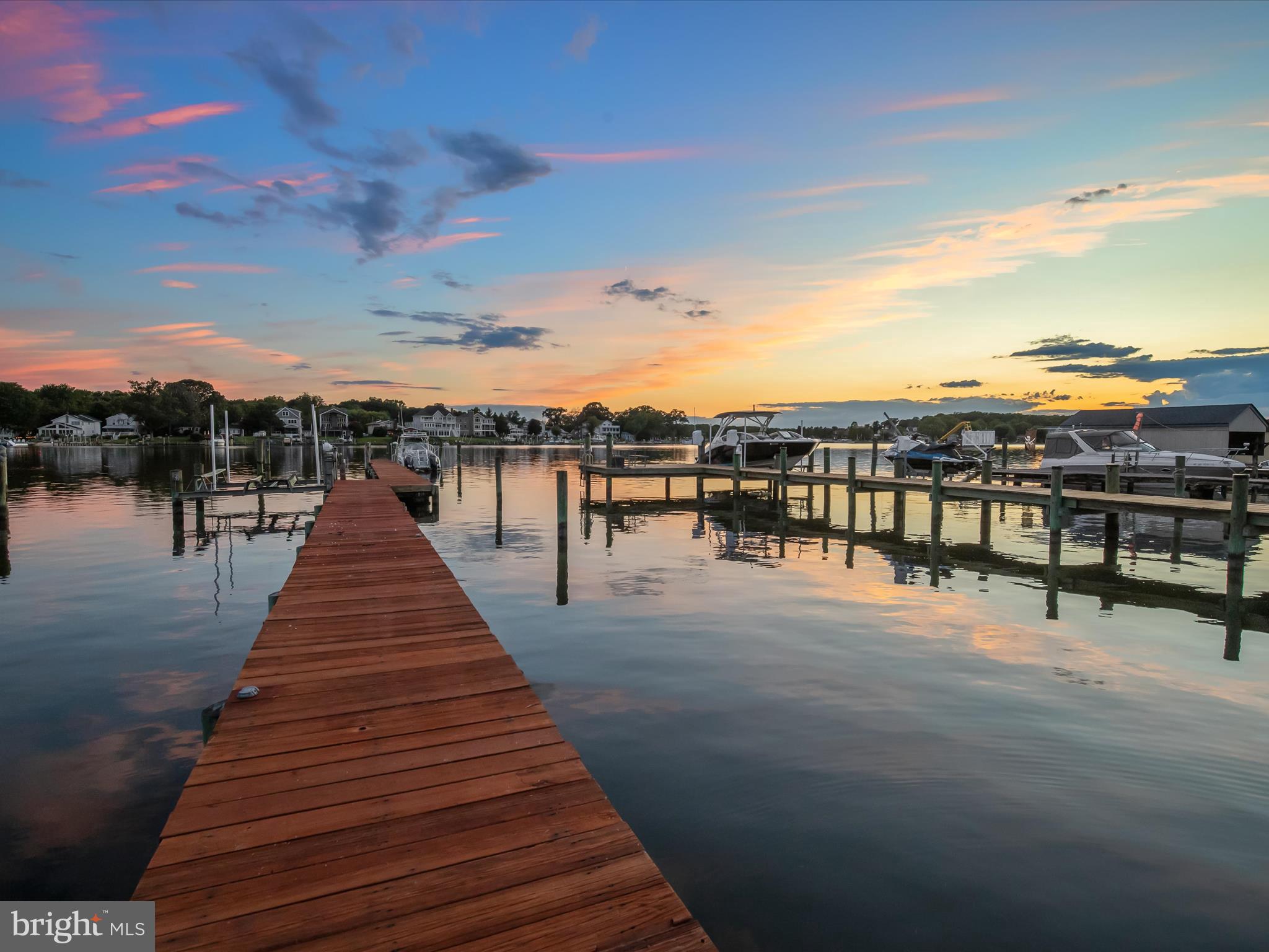 SENECA PARK BEACH - Residential