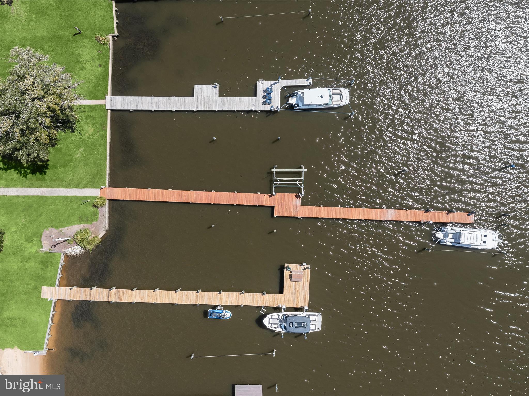 SENECA PARK BEACH - Residential