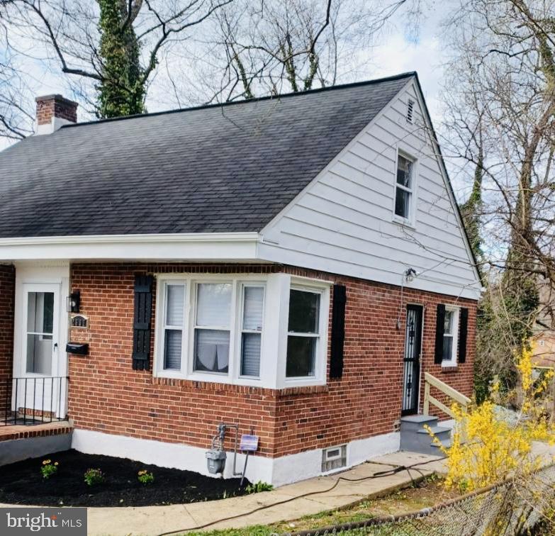 WINDSOR HILLS - Residential