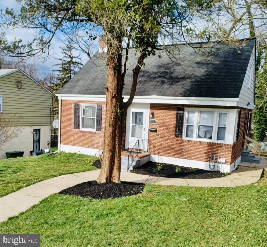 WINDSOR HILLS - Residential