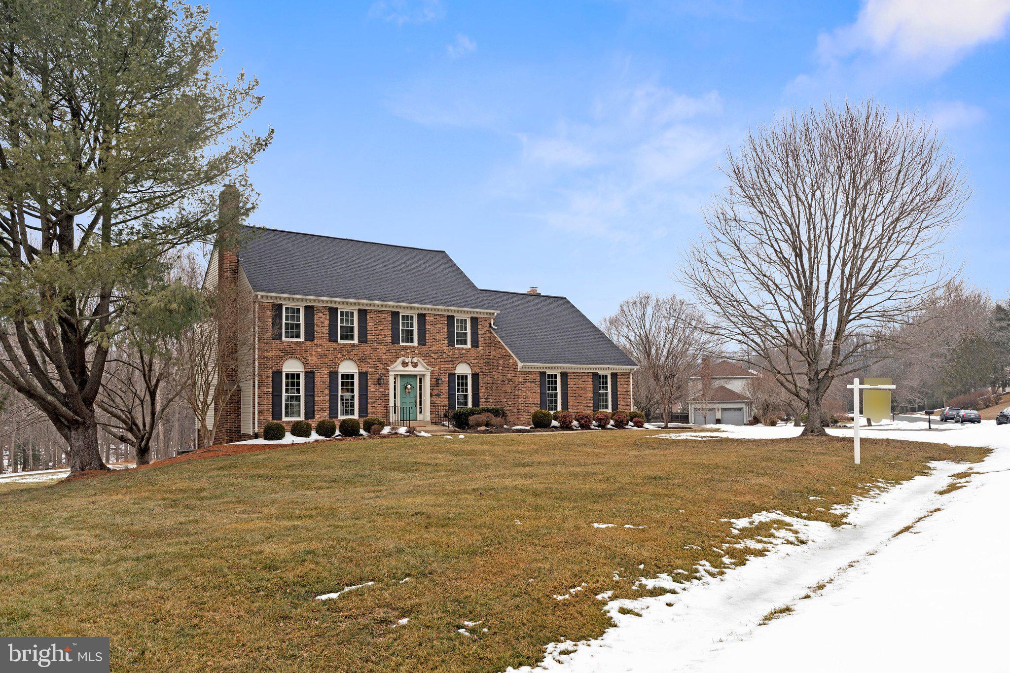 COLVIN RUN ESTATES - Residential